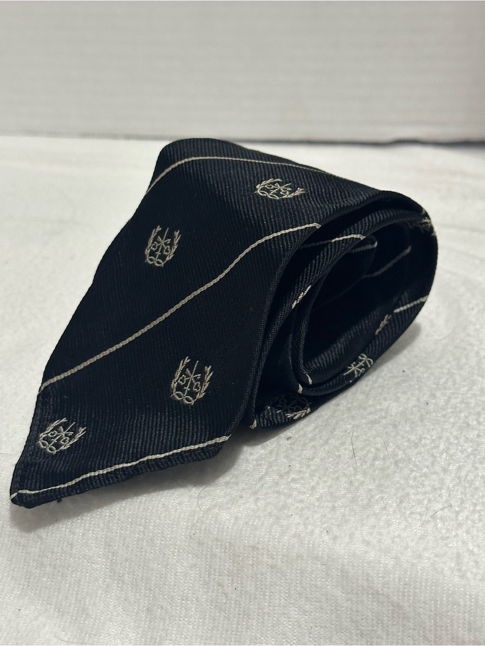 Vintage 1960s ICI Terylene Scales of Justice Skinny Tie Black 2.5”